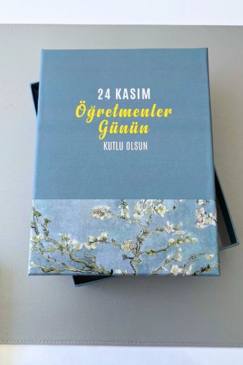 Van Gogh Çiçek Açan Badem Ağacı Kutulu Öğretmenler Günü Seti resmi