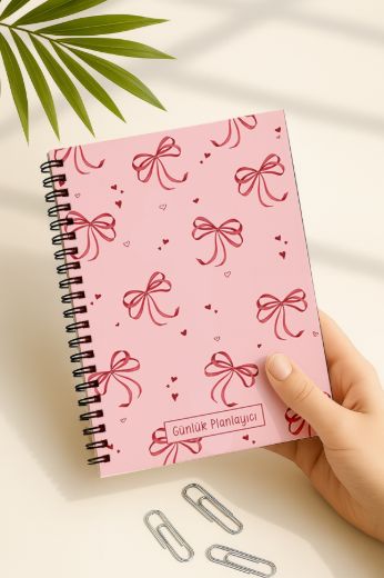 Pembe Fiyonk Yeni Yıl Kutulu Set resmi