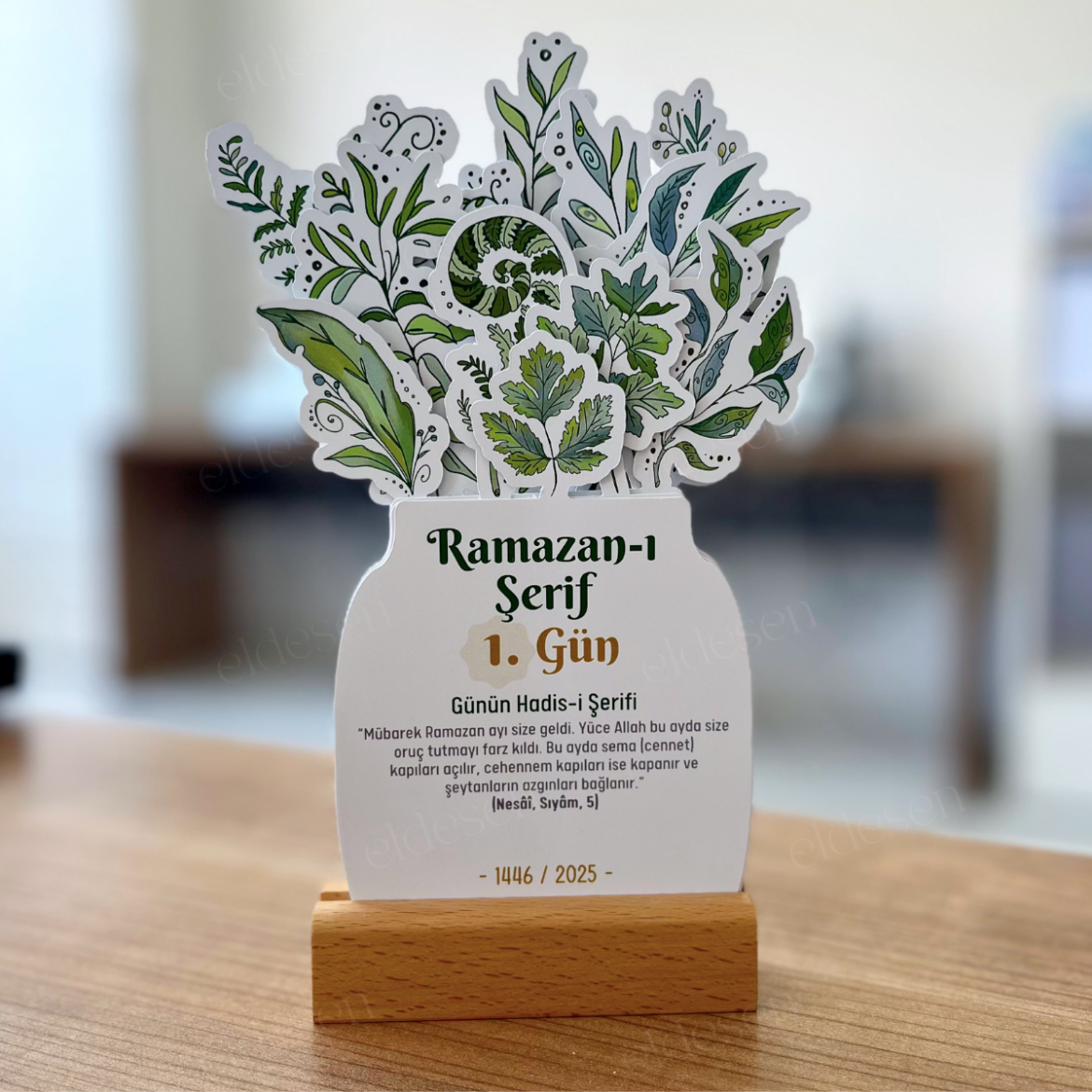 Ramazan Takvimi, Günün Ayet-i Kerimesi, 15 Yapraklı Arkalı Önlü Tasarım, Ahşap Tutuculu resmi