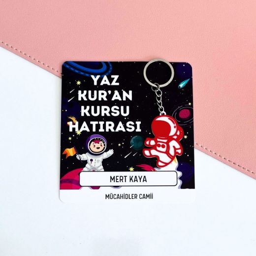 Astronotlu Anahtarlık İsme Özel Yaz Kur'an Kursu Hediyesi resmi
