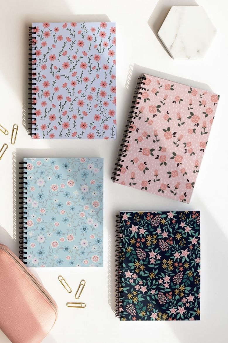 Çiçekli 4'lü Okul Defter Seti resmi