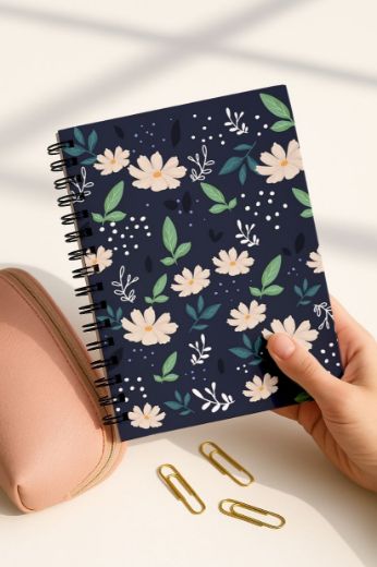 Kuşlu 4'lü Okul Defter Seti resmi