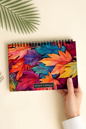 Renkli Yapraklı Haftalık Planlayıcı resmi