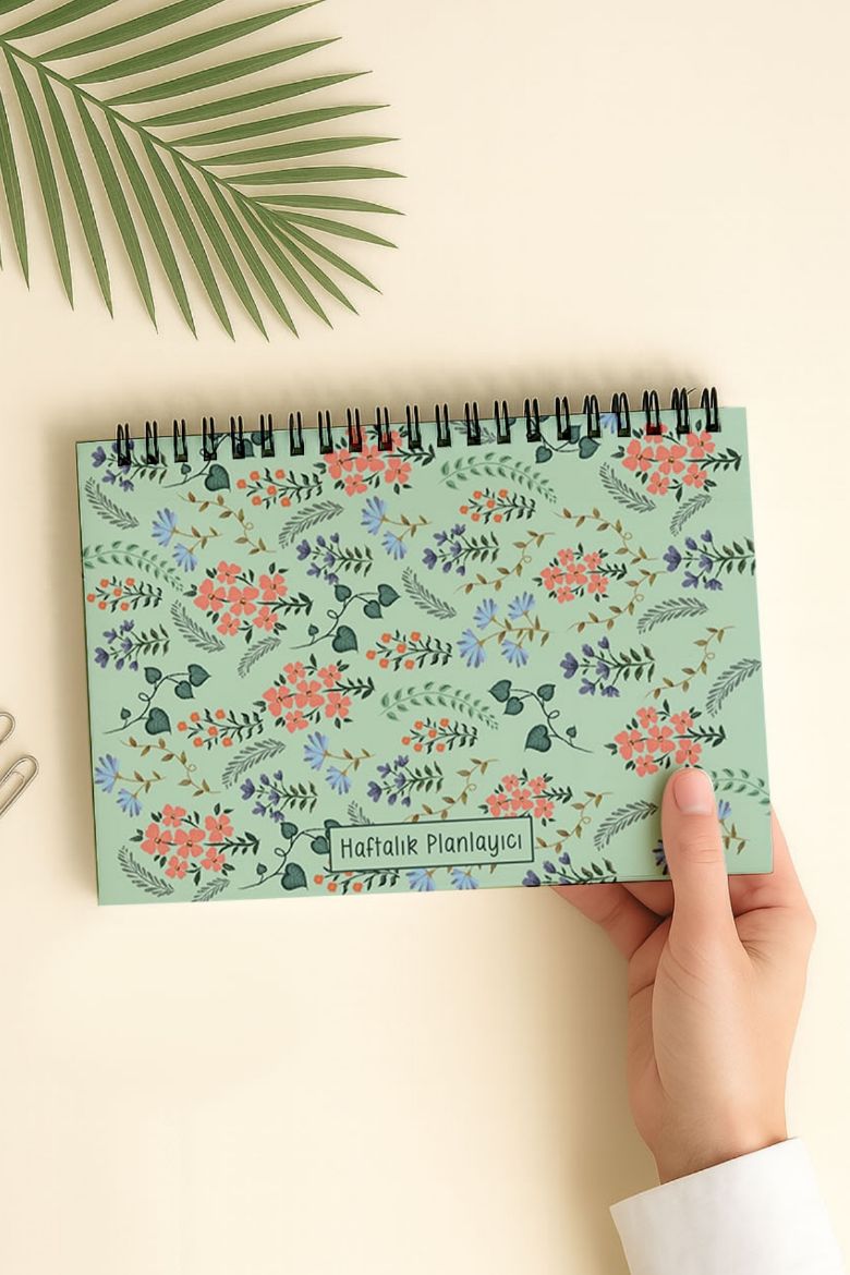 Yeşil Çiçekli Haftalık Planlayıcı resmi