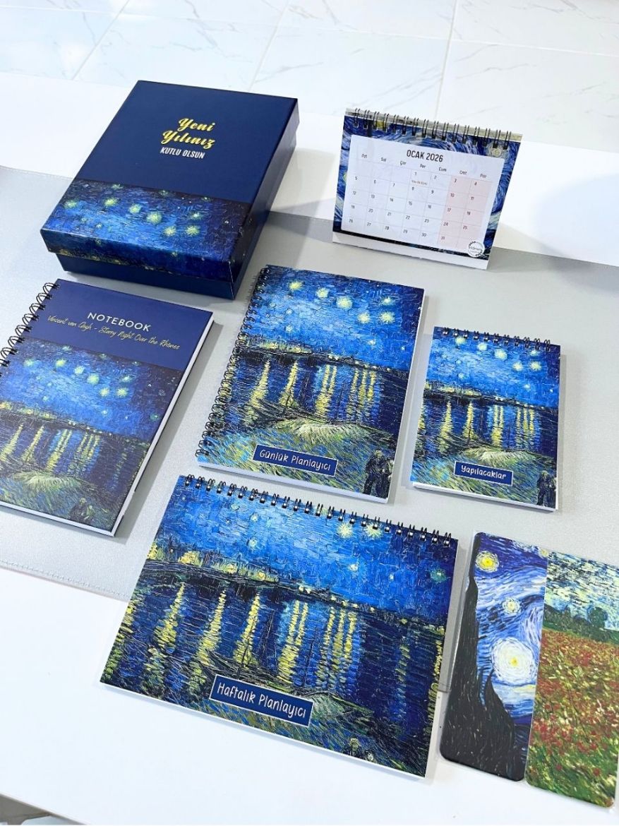 Ren Nehri Van Gogh Yeni Yıl Kutulu Set resmi